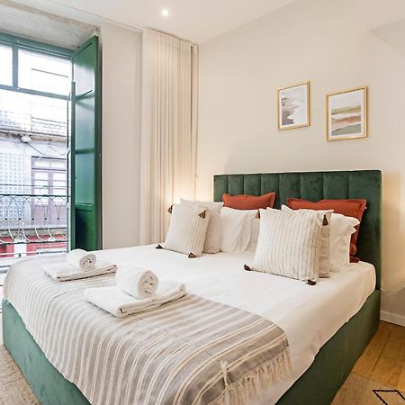 Brand New 4Br W/ 200Yrs Of History In Central Porto By Lovelystay المظهر الخارجي الصورة
