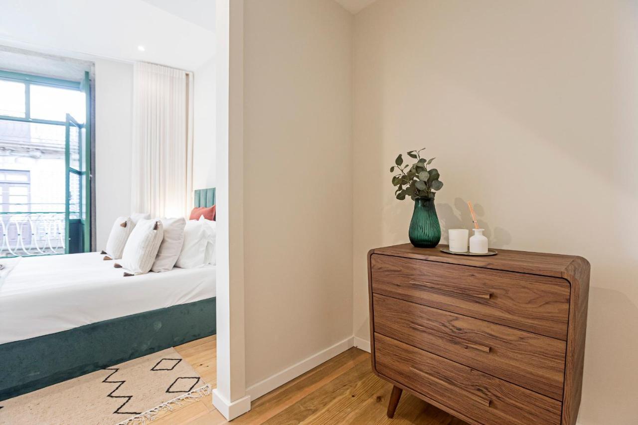 Brand New 4Br W/ 200Yrs Of History In Central Porto By Lovelystay المظهر الخارجي الصورة
