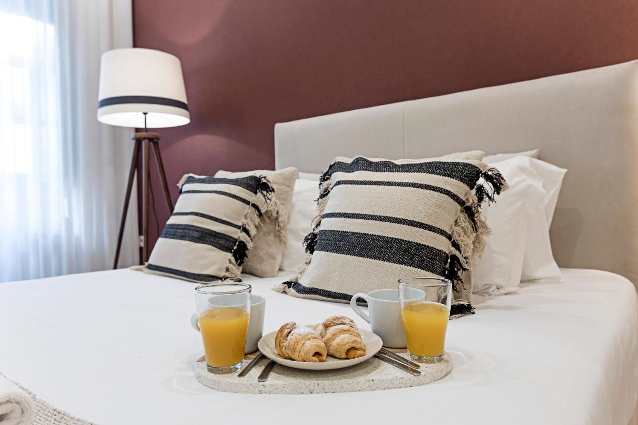 Brand New 4Br W/ 200Yrs Of History In Central Porto By Lovelystay المظهر الخارجي الصورة