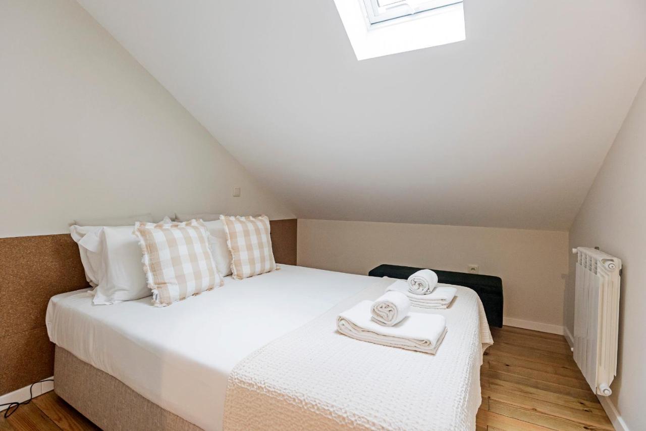 Brand New 4Br W/ 200Yrs Of History In Central Porto By Lovelystay المظهر الخارجي الصورة