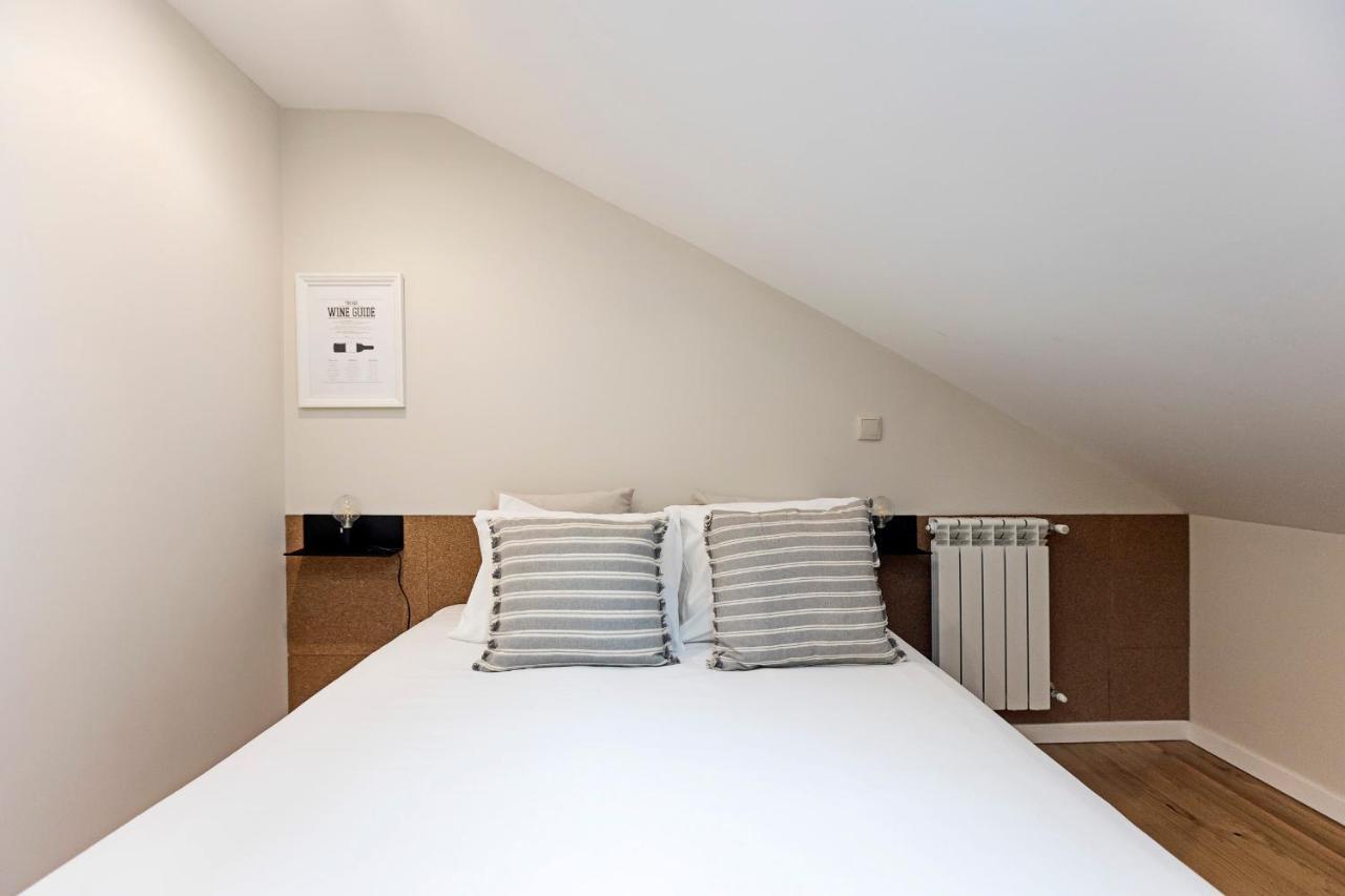 Brand New 4Br W/ 200Yrs Of History In Central Porto By Lovelystay المظهر الخارجي الصورة